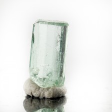 10mm 2.6ct VividGreenTerminated Clear Gem EMERALD Crystal Muzo Colombia for sale 10mm 2.6ct VividGreenTerminated Clear Gem EMERALD Crystal Muzo Colombia for sale