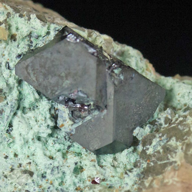 2.9" ShinyOctahedral CUPRITE SharpMetallic Crystals w/Chrysocolla Congo for sale