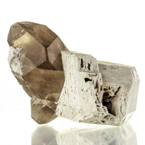 3" Gray SMOKY QUARTZ Crystal on 4.3" MIC...