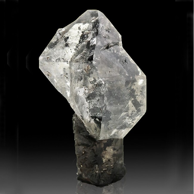 .9" Clear HERKIMER DIAMOND Sceptered on Black Stem Treasure Mountain NY for sale
