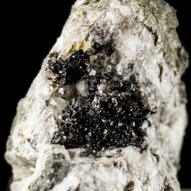 2.3" Shiny Sharp Black BABINGTONITE Crystals Roncari Quarry Connecticut for sale