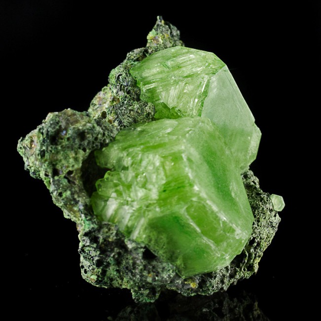 4.1" Green ALUM SharpGemmy Octahedral Crystals to 2.1" Poland Lab Grown for sale