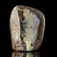 2.1" BOULDER OPAL Flashes of Electric Green +Red+Blue+Violet Australia for sale 2.1" BOULDER OPAL Flashes of Electric Green +Red+Blue+Violet Australia for sale