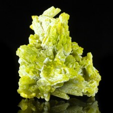 2.3" Apple Green PYROMORPHITE Crystals to .9" with Plumbogummite China for sale 2.3" Apple Green PYROMORPHITE Crystals to .9" with Plumbogummite China for sale