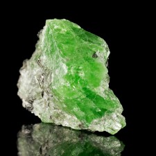 1.5" 86ct Gemmy Neon Green TSAVORITE GARNET Crystal Merelani Tanzania for sale 1.5" 86ct Gemmy Neon Green TSAVORITE GARNET Crystal Merelani Tanzania for sale