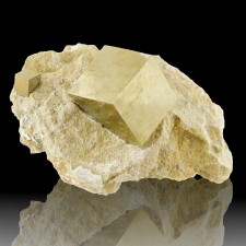 3.2" Brassy Gold PYRITE 2 Cubic XSharp Crystals to 1.4" on Matrix Spain for sale 3.2" Brassy Gold PYRITE 2 Cubic XSharp Crystals to 1.4" on Matrix Spain for sale