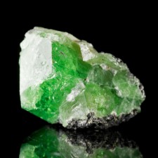 1.3" 90.1ct Shiny Grass Green TSAVORITE GARNET V.Gemmy Crystal Tanzania for sale 1.3" 90.1ct Shiny Grass Green TSAVORITE GARNET V.Gemmy Crystal Tanzania for sale